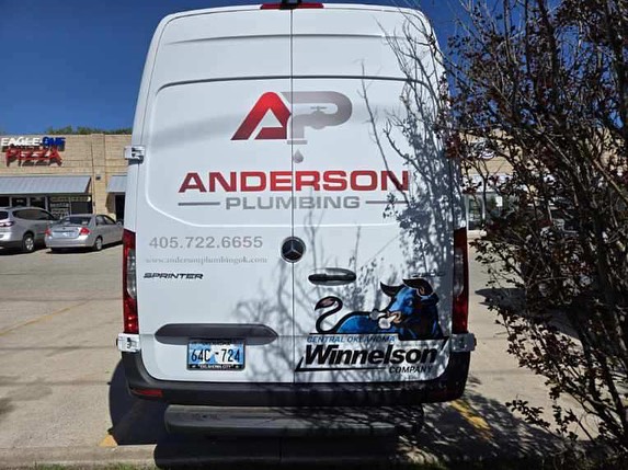Anderson Plumbing Heat and Air professional service vehicle